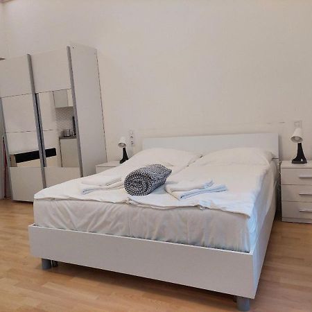 Ai Quattro Angeli Aparthotel Praha Eksteriør bilde