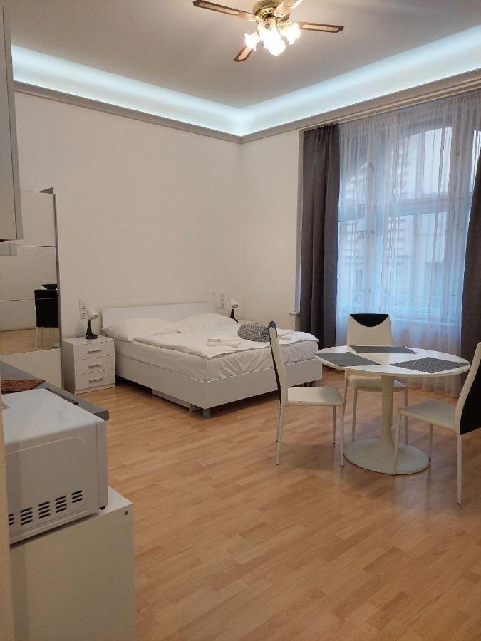 Ai Quattro Angeli Aparthotel Praha Eksteriør bilde