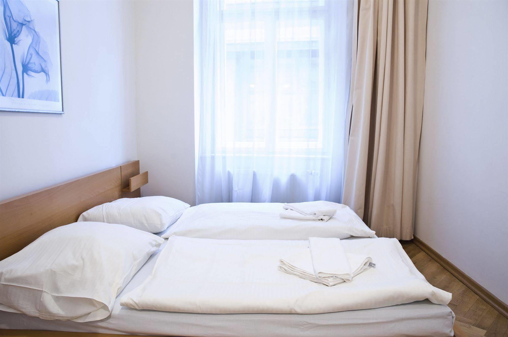 Ai Quattro Angeli Aparthotel Praha Eksteriør bilde
