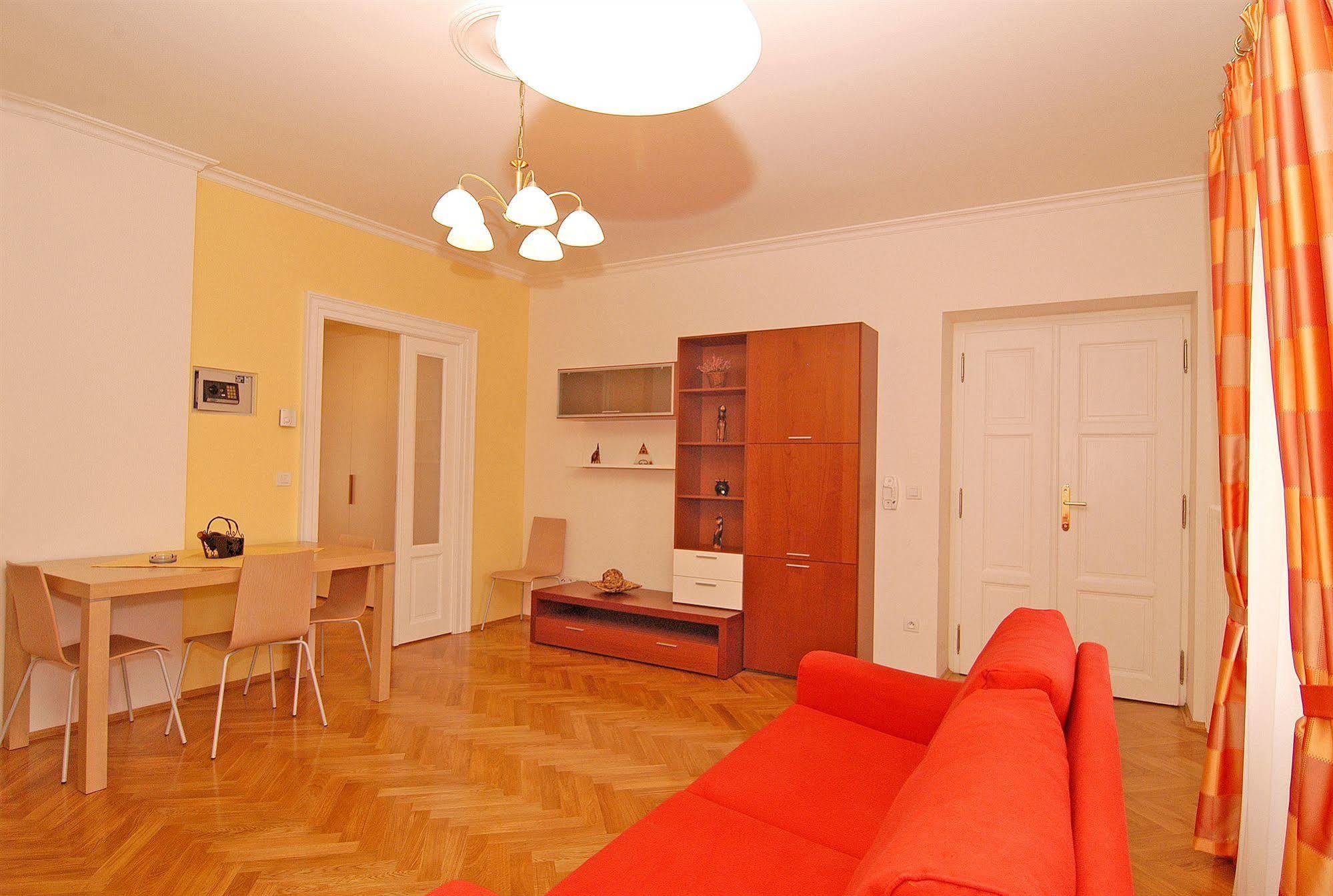 Ai Quattro Angeli Aparthotel Praha Eksteriør bilde